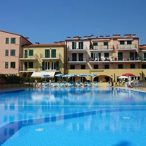  Appartamento Vista Mare Con Piscina Cala Di Sole