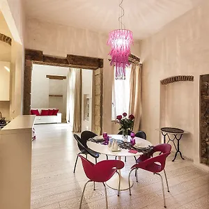Truly Hotel Verona